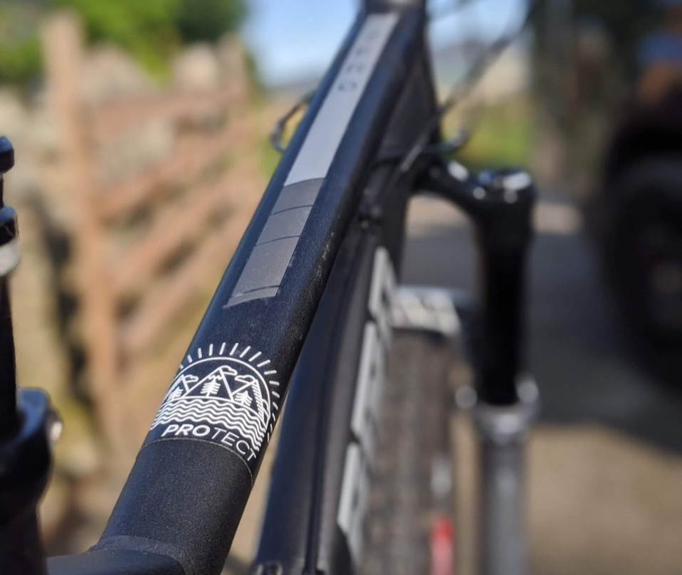 Hkt frame outlet protection